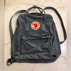 Fjallraven Kanken Classic Backpack Gray Blue Classic Medium 15 L